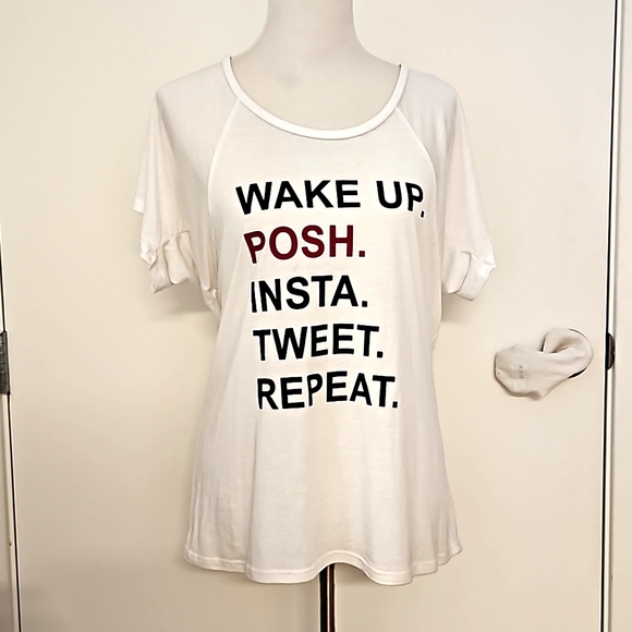Poshfest 2014 official graphic tee XL Poshmark EUC - Picture 1 of 8